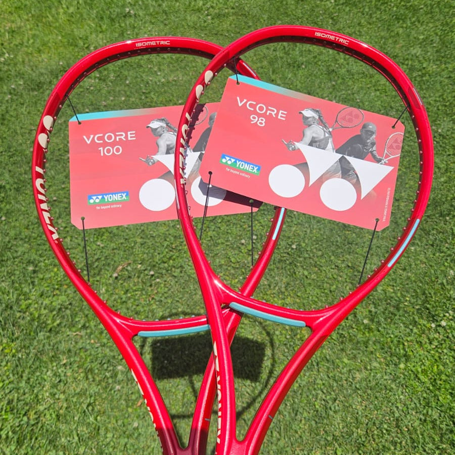 Yonex VCORE Ruby Red 2026 | Review técnico en cancha – CENTER COURT