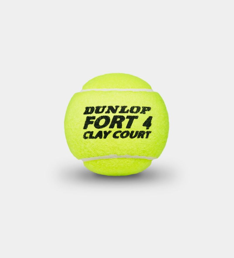 Pelota Dunlop Fort Clay con tecnología HD Core para control óptimo en tierra batida.