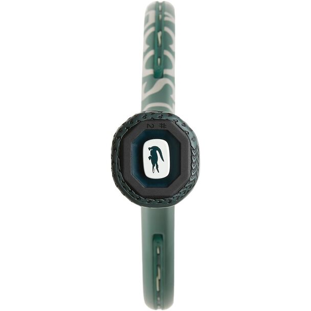 Lacoste L23 con marco aerodinámico y detalles exclusivos en el diseño