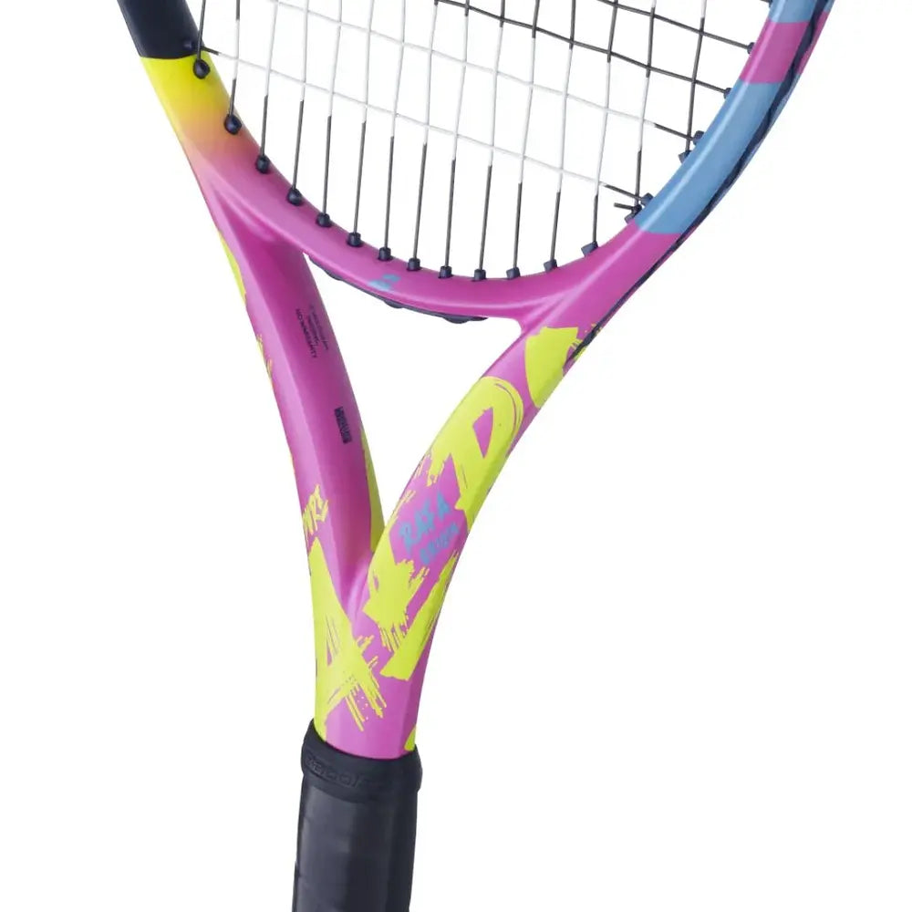 Babolat Pure Aero Rafa Origin con marco aerodinámico para mayor velocidad y efectos