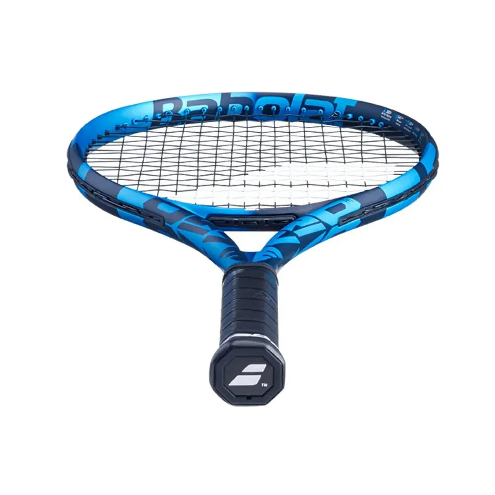 Raqueta Babolat Pure Drive 100 con patrón 16x19 para potencia y control.