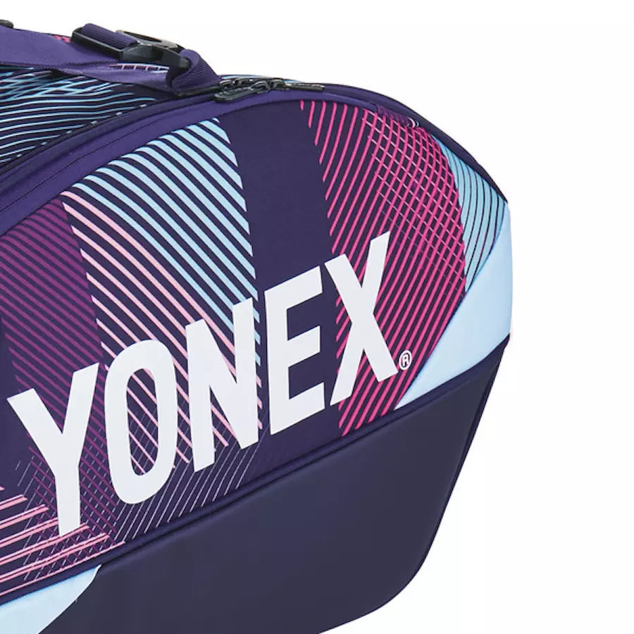 Bolso de Tenis Yonex Pro 6R 2024 en color negro, capacidad para 6 raquetas.