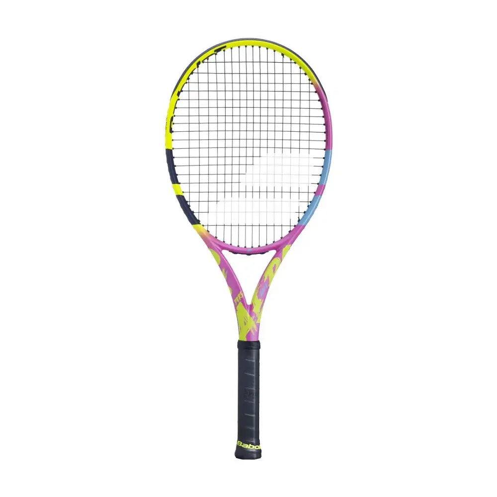 Raqueta Babolat Pure Aero Rafa 2024, diseño vibrante con potencia y spin.