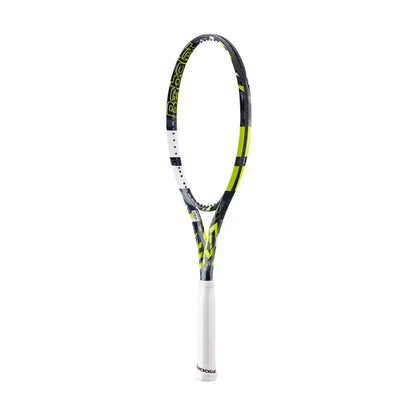 Babolat Pure Aero Lite con marco aerodinámico para mayor velocidad y spin.