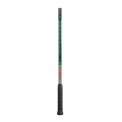 Raqueta Yonex Percept 97, color verde menta, diseñada para precisión y control.