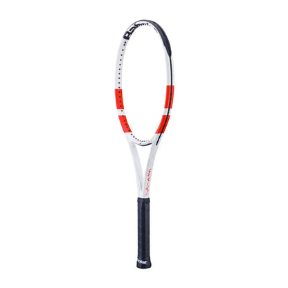 Babolat Pure Strike Gen 4 con Control Frame para mayor estabilidad en cada golpe.