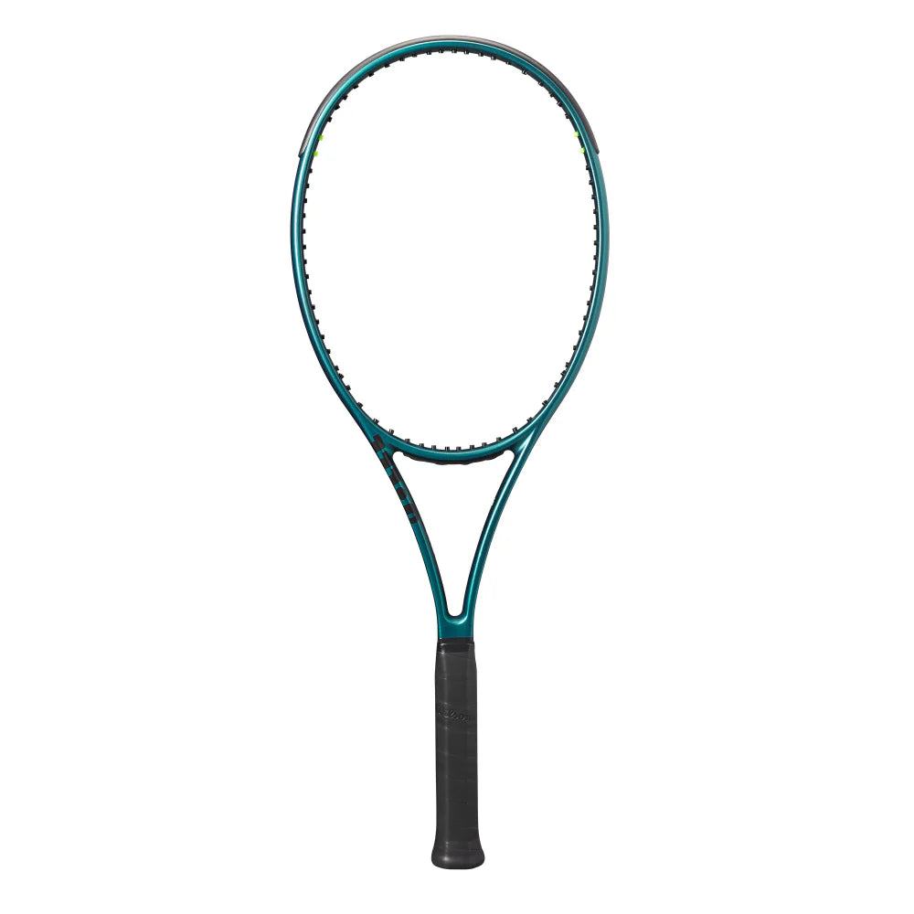 Wilson Blade 100L V9 con marco aerodinámico para mayor velocidad y estabilidad.