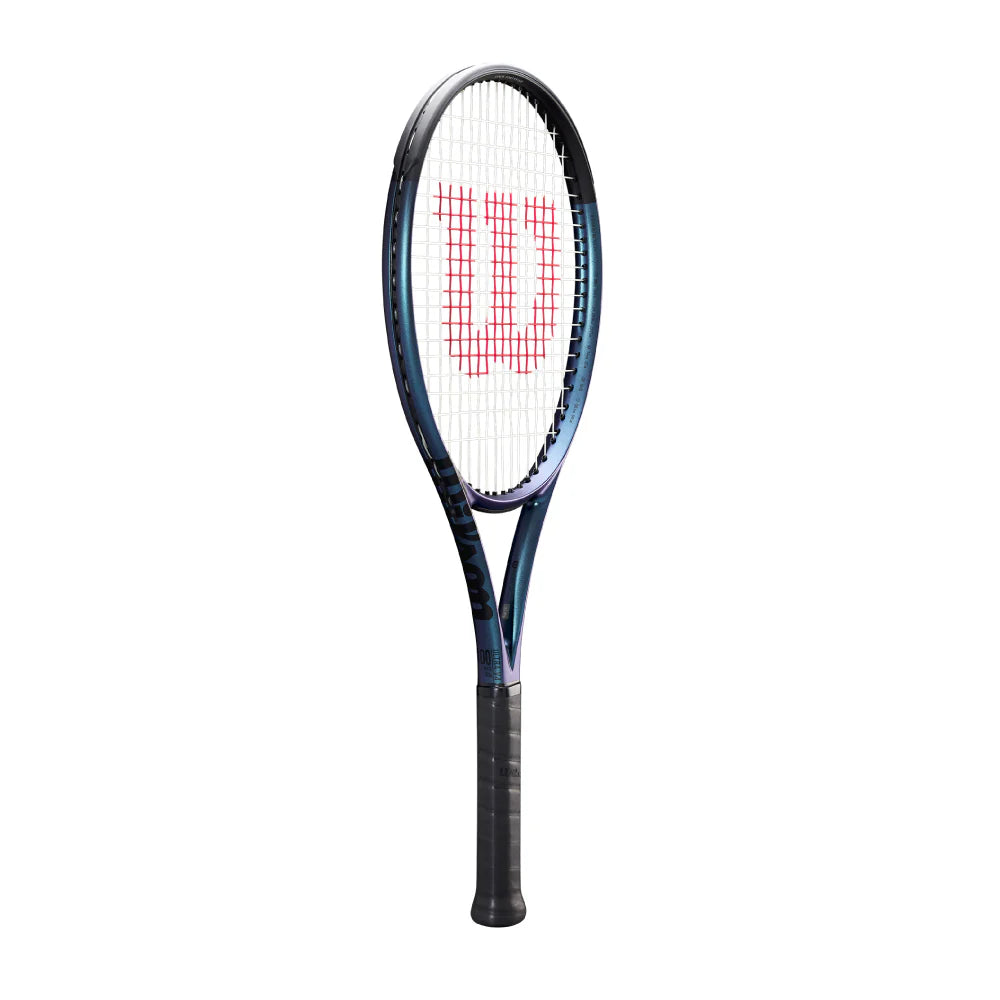 Wilson Ultra 100 v4.0 con patrón de encordado 16x19 para mayor potencia y spin.