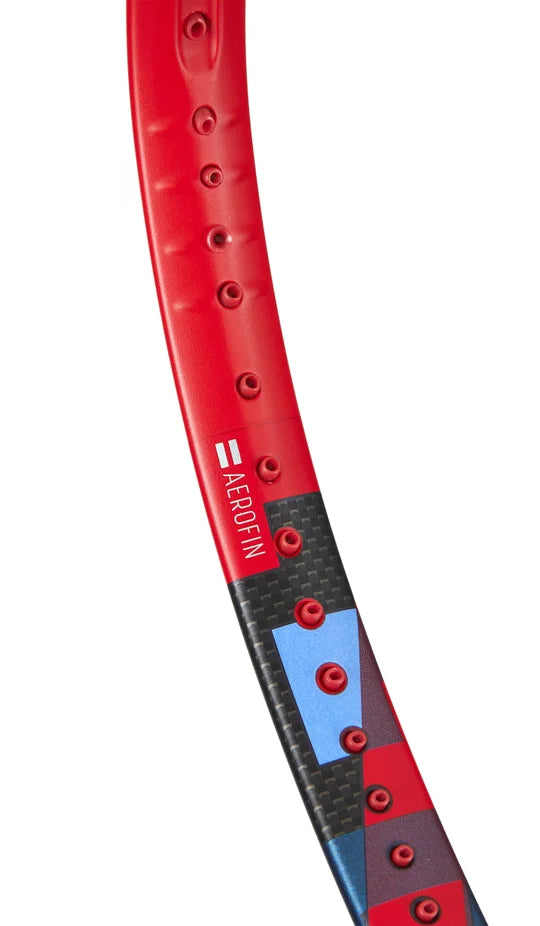 Raqueta Yonex VCORE 98 Scarlet con diseño elegante y tecnología avanzada